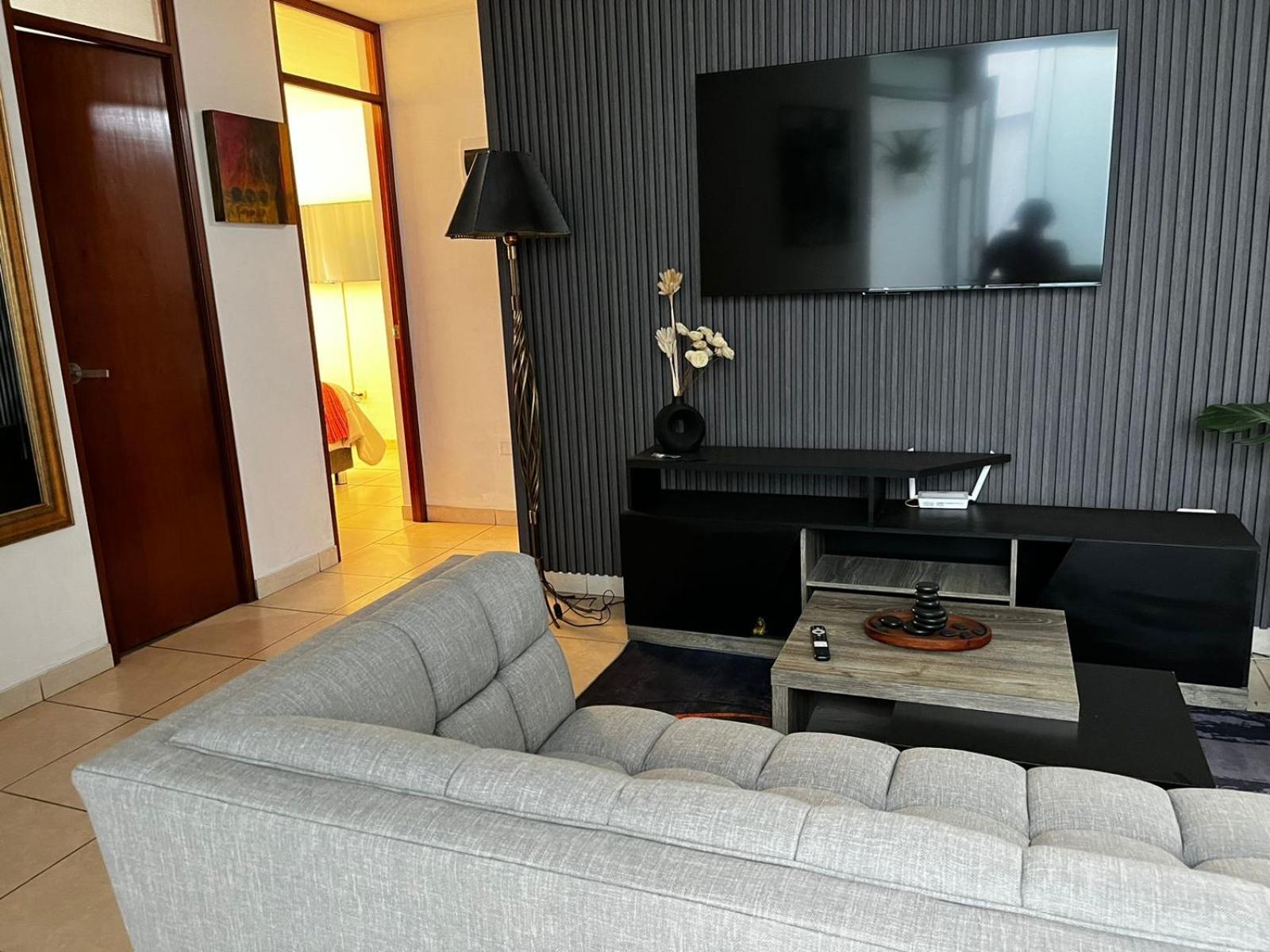 Sumaq Airport Apartment Lima Exterior photo