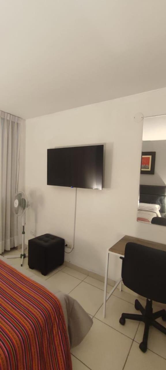 Sumaq Airport Apartment Lima Exterior photo